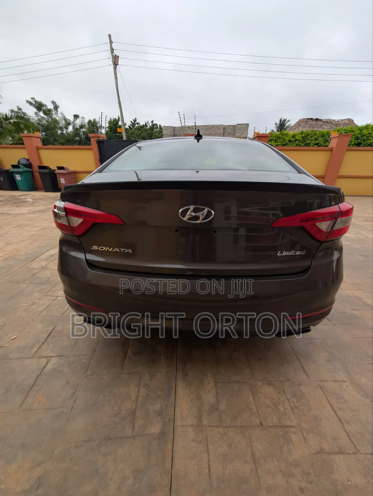 Hyundai Sonata Limited 4dr Sedan (2.4L 4cyl 6A) 2015 Gray