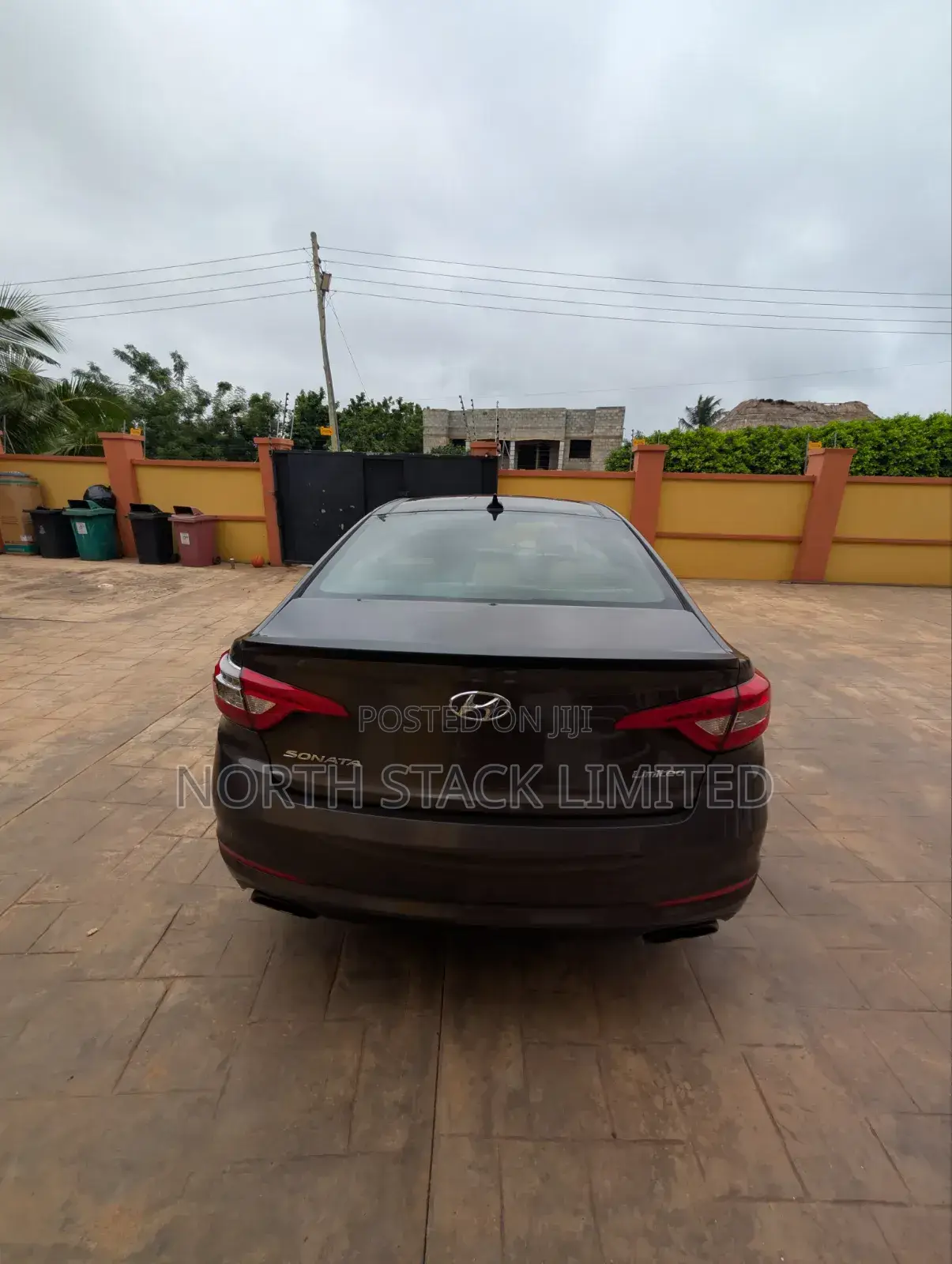Hyundai Sonata Limited 4dr Sedan (2.4L 4cyl 6A) 2015 Gray