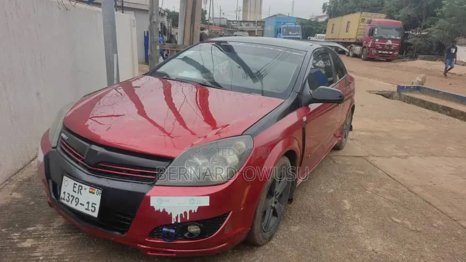 Saturn Astra 2008 Red