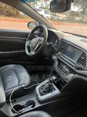 Hyundai Avante 2017 Silver