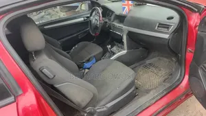 Saturn Astra 2008 Red