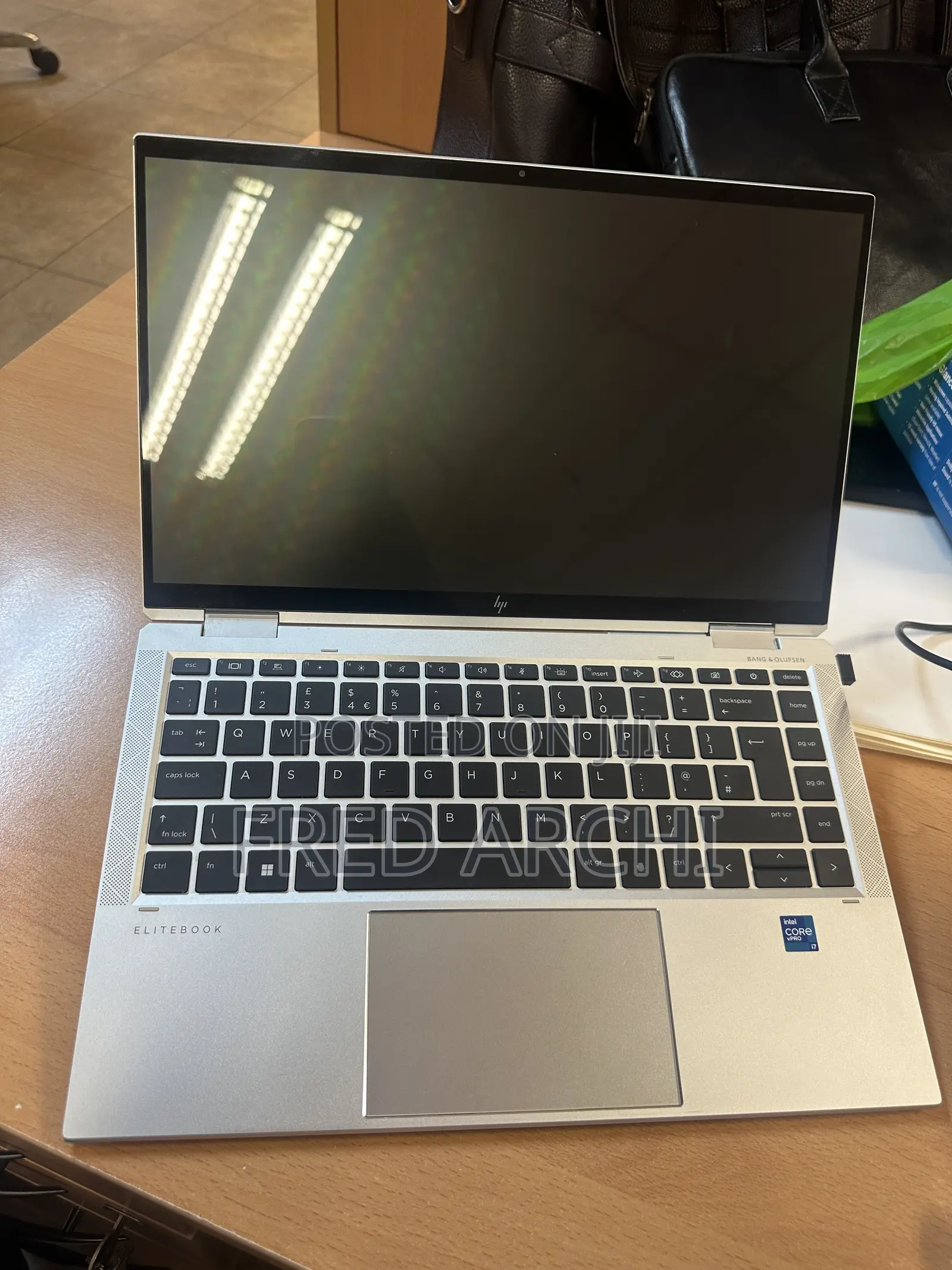Laptop HP EliteBook 1040 G8 32GB Intel Core i7 SSD 512GB