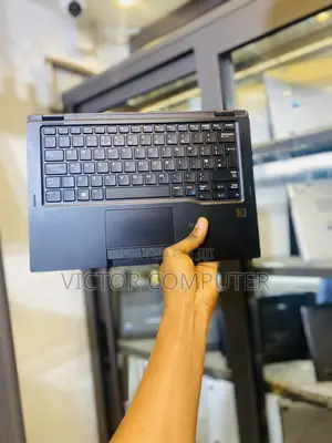 Laptop Dell Latitude 7390 8GB Intel Core i5 SSD 256GB