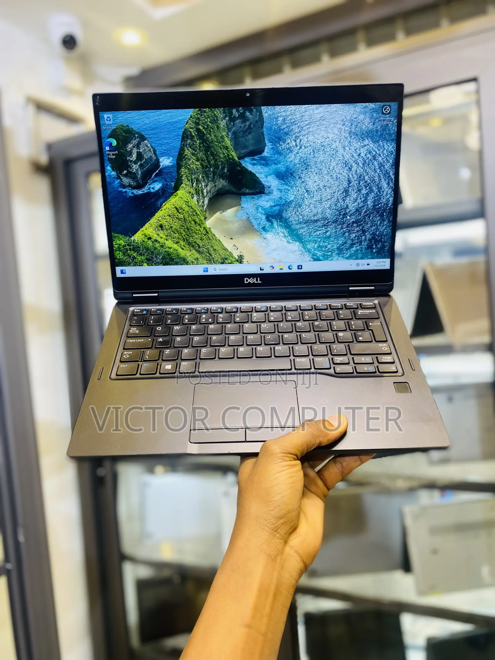 Laptop Dell Latitude 7390 8GB Intel Core i7 SSD 256GB
