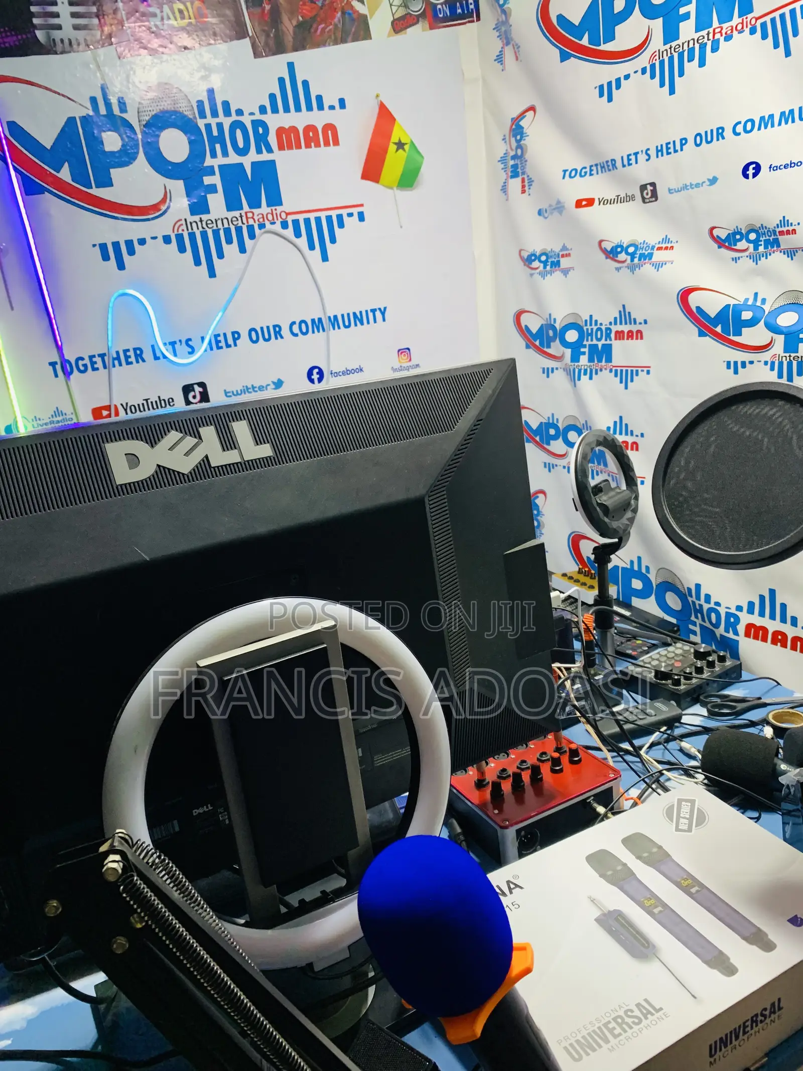 Community Radio, Selling