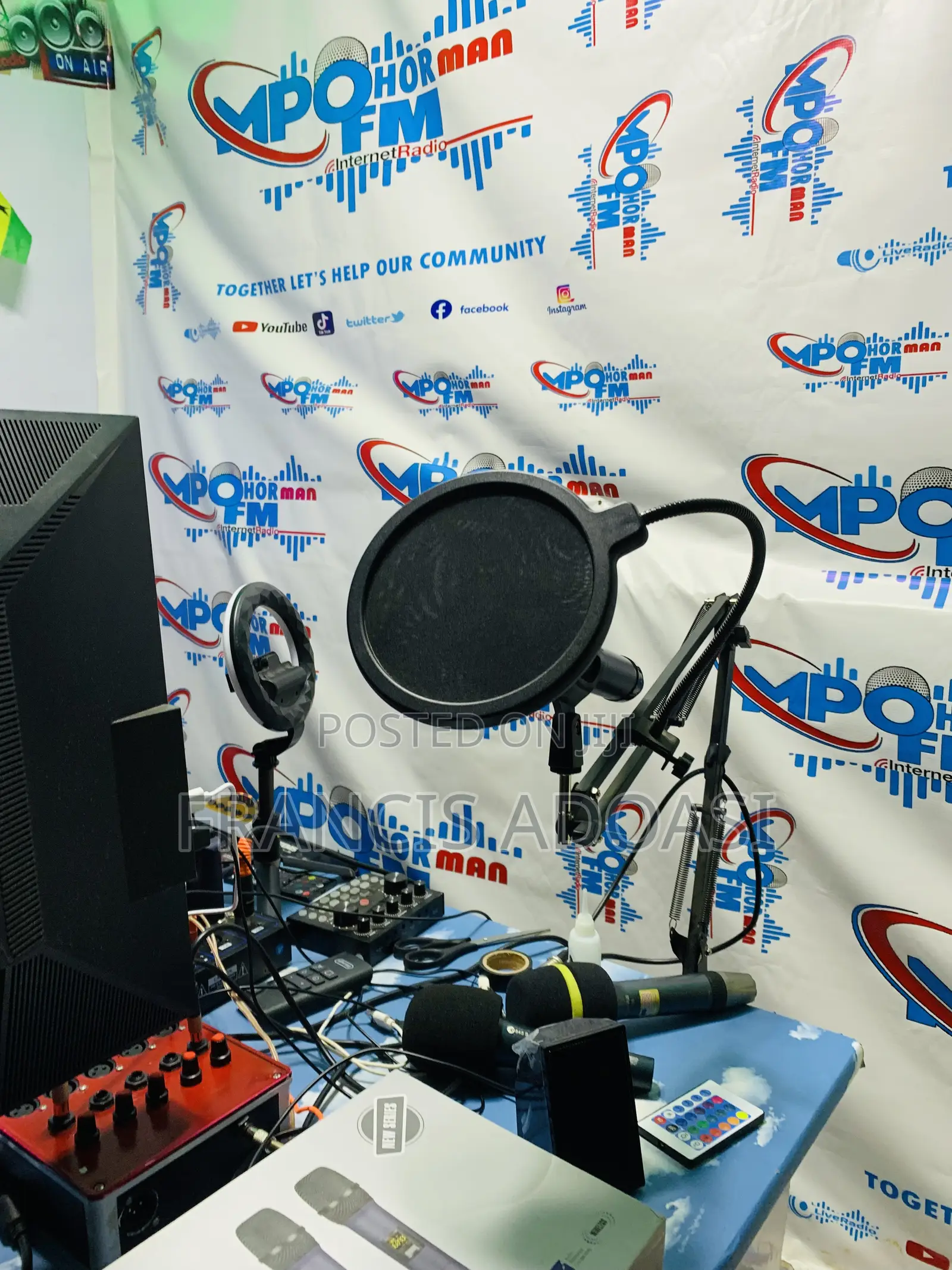 Community Radio, Selling