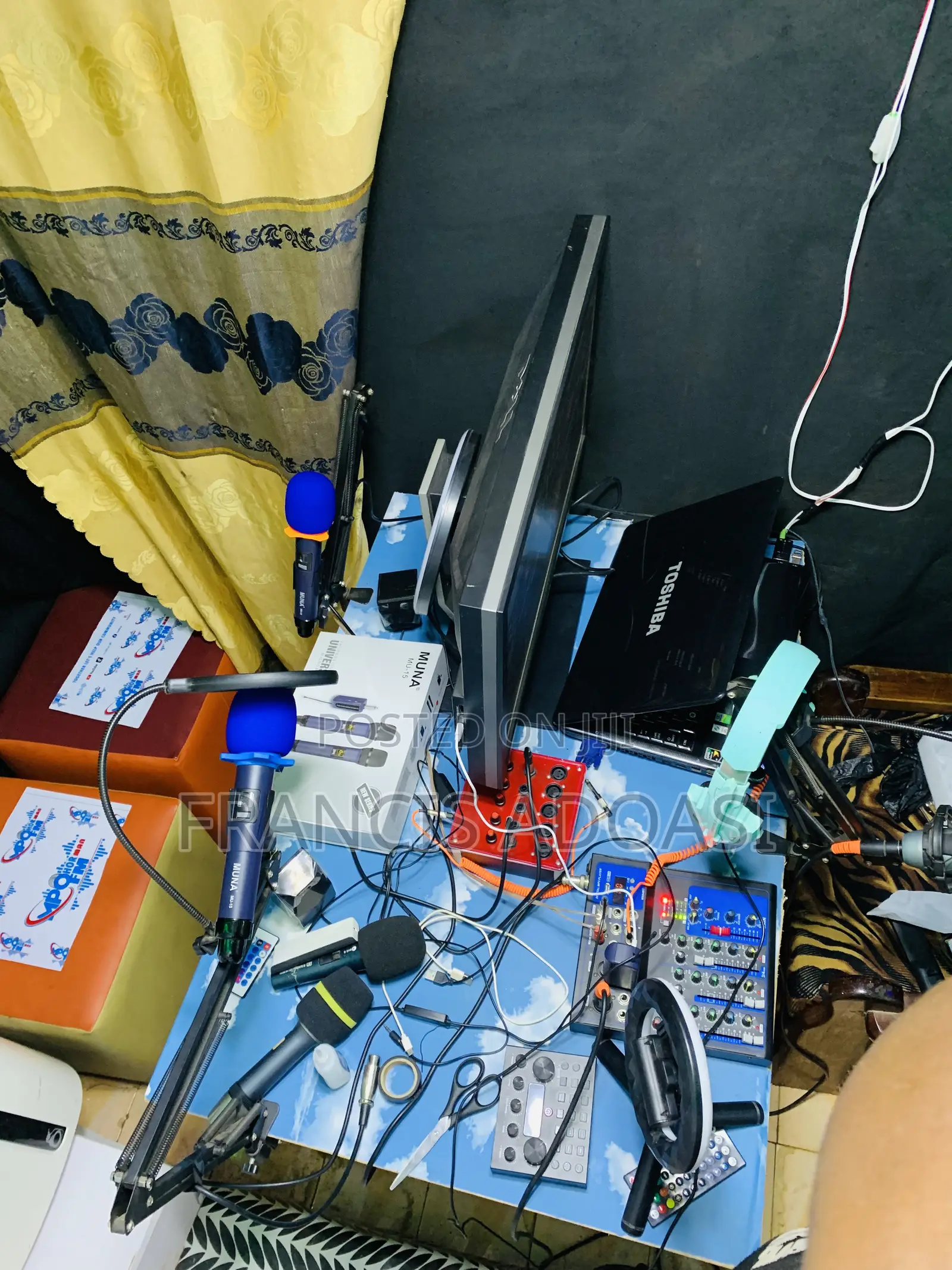 Community Radio, Selling