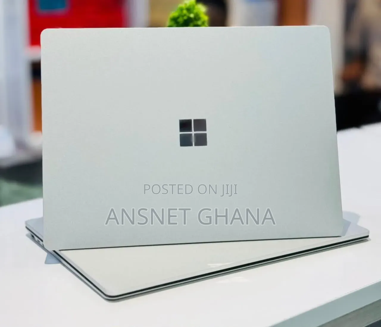 New Laptop Microsoft Surface Laptop 2 16GB Intel Core i7 SSD 512GB