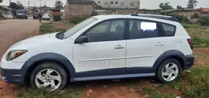 Pontiac Vibe Automatic 2003 White
