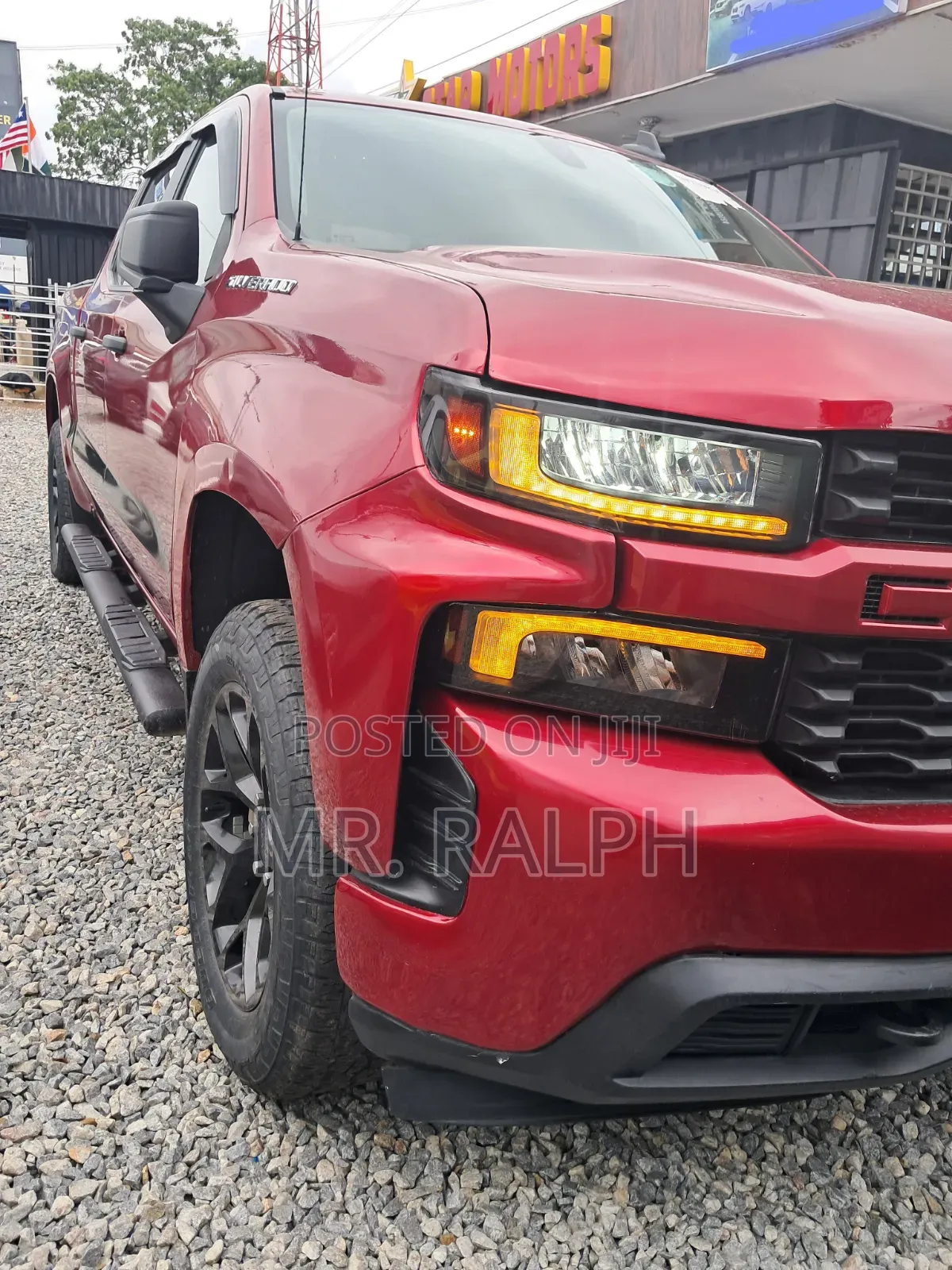 Chevrolet Silverado 2022 Red