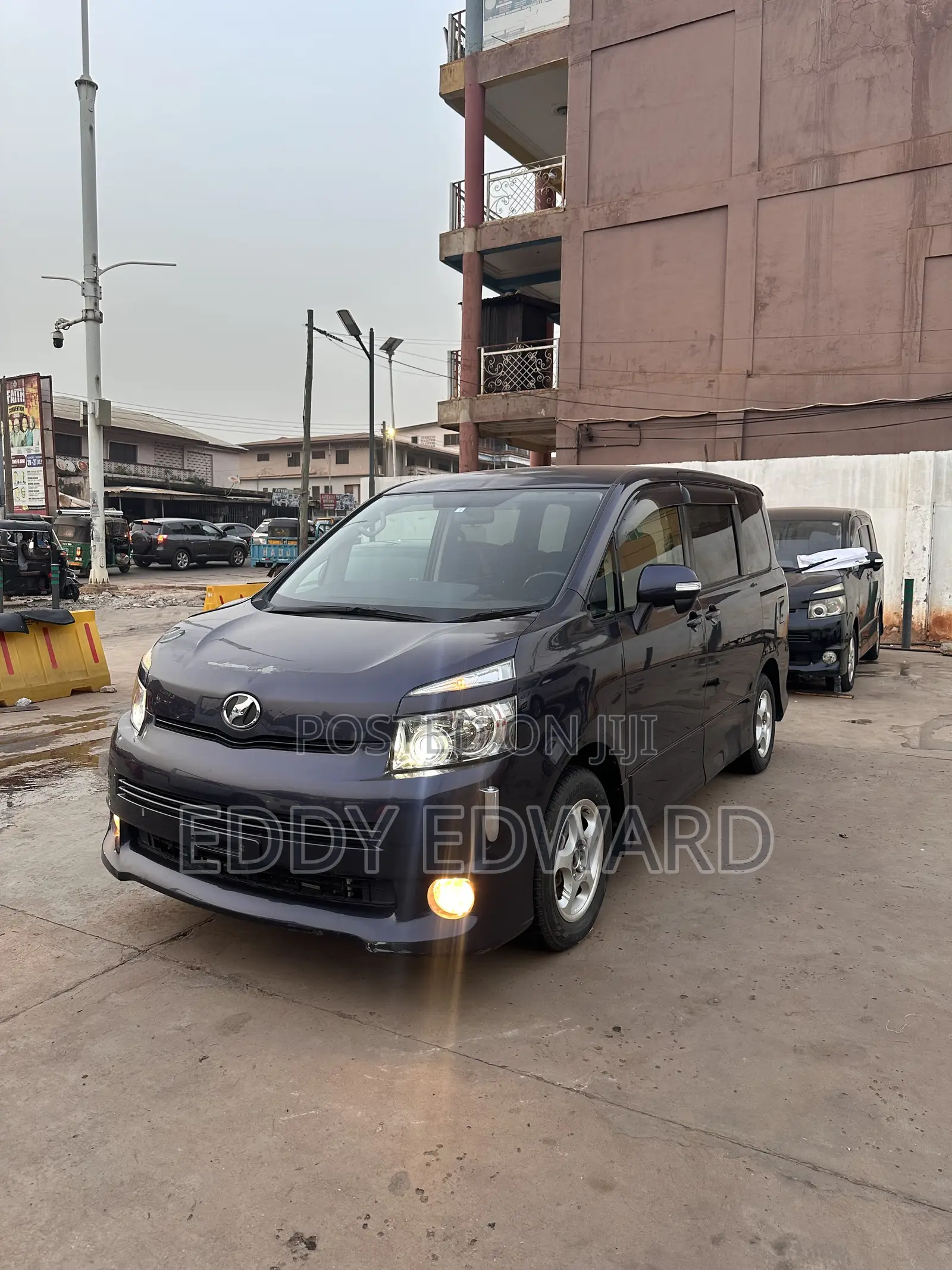 Toyota Voxy 2013 Brown