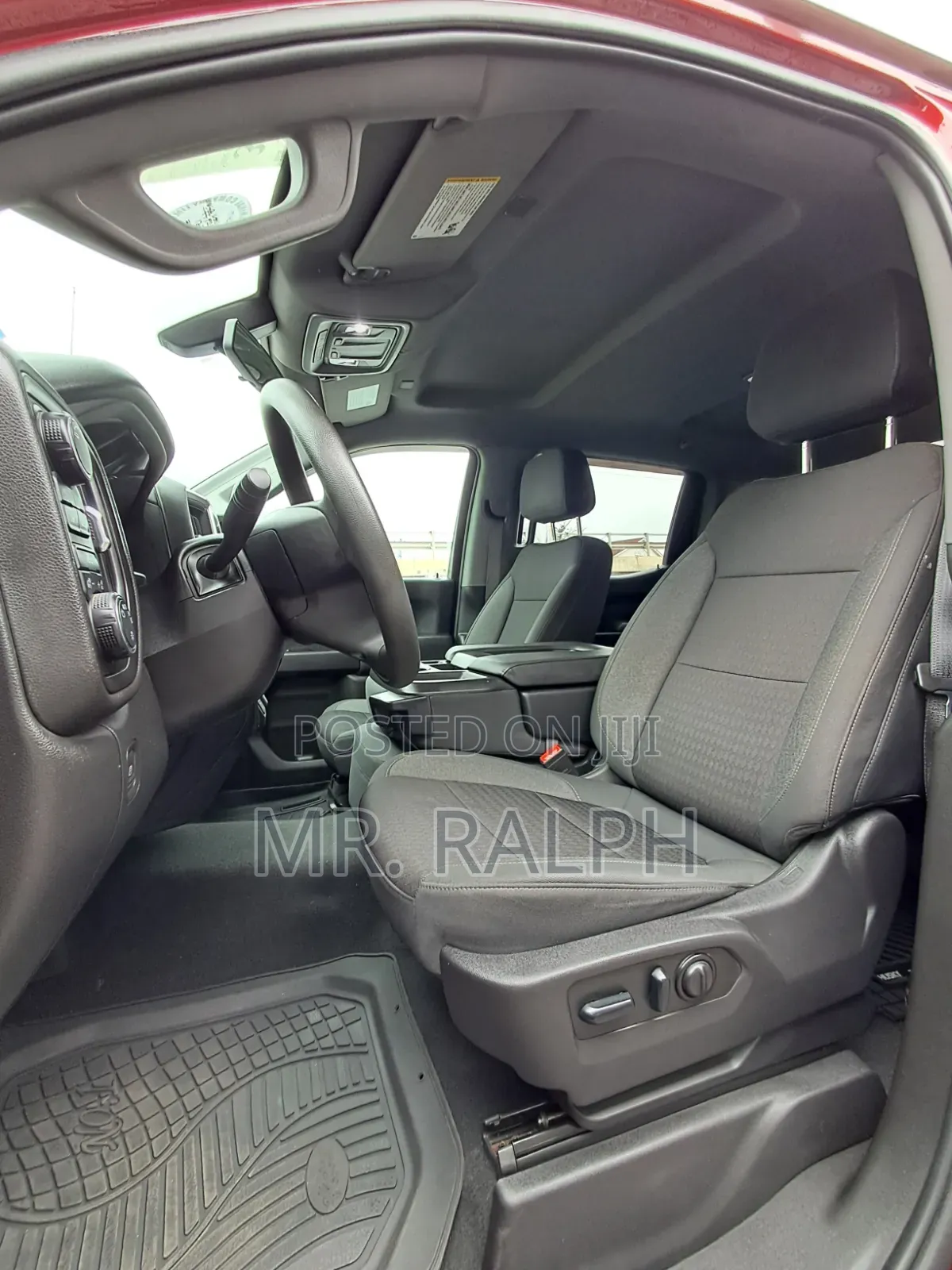 Chevrolet Silverado 2022 Red