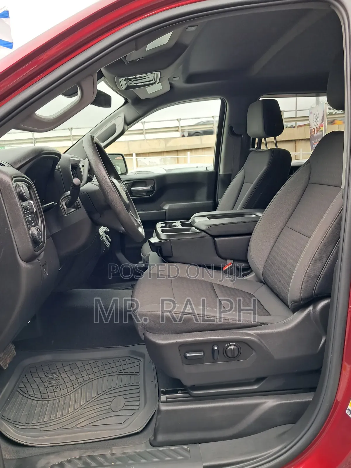 Chevrolet Silverado 2022 Red