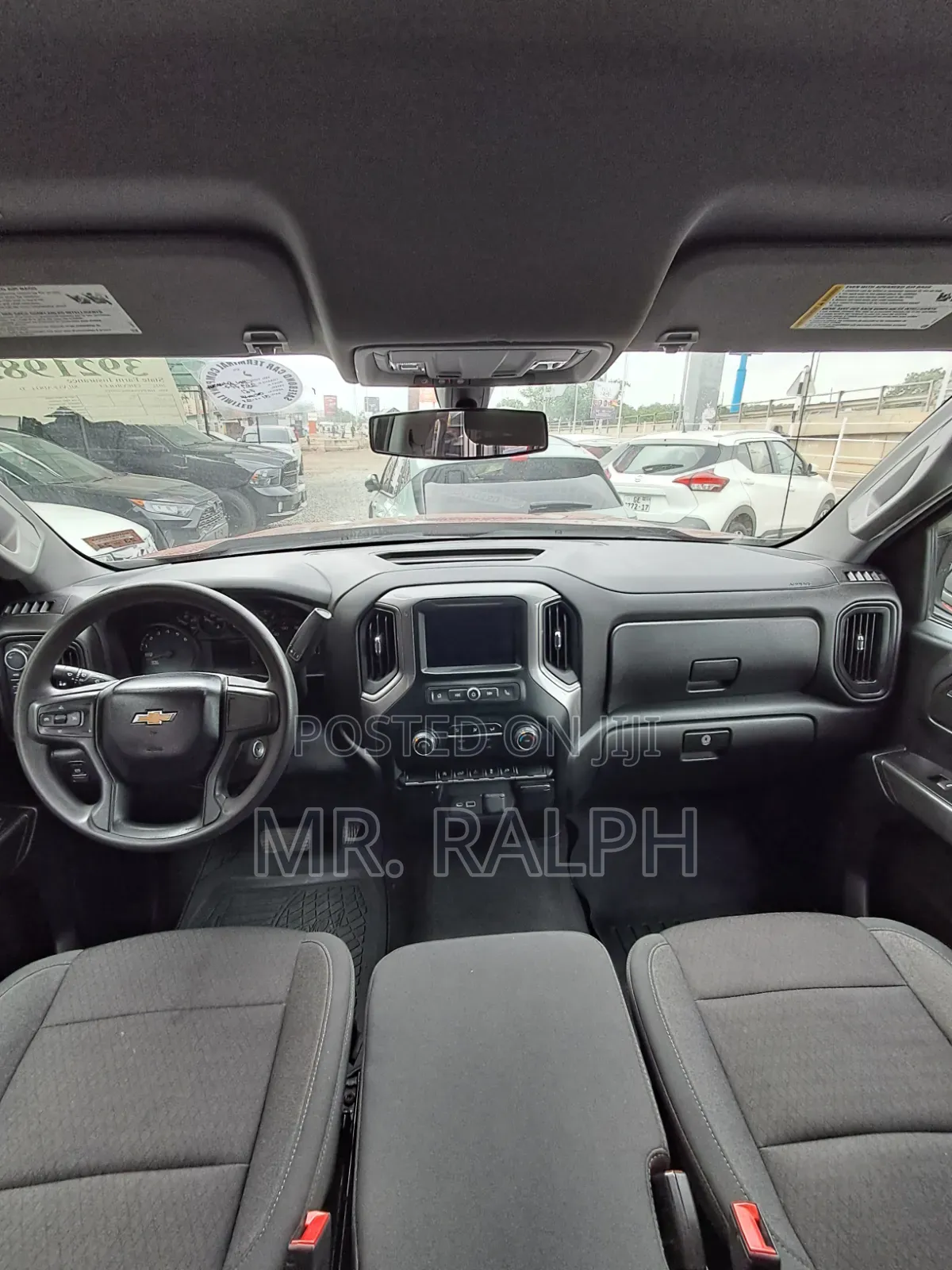 Chevrolet Silverado 2022 Red