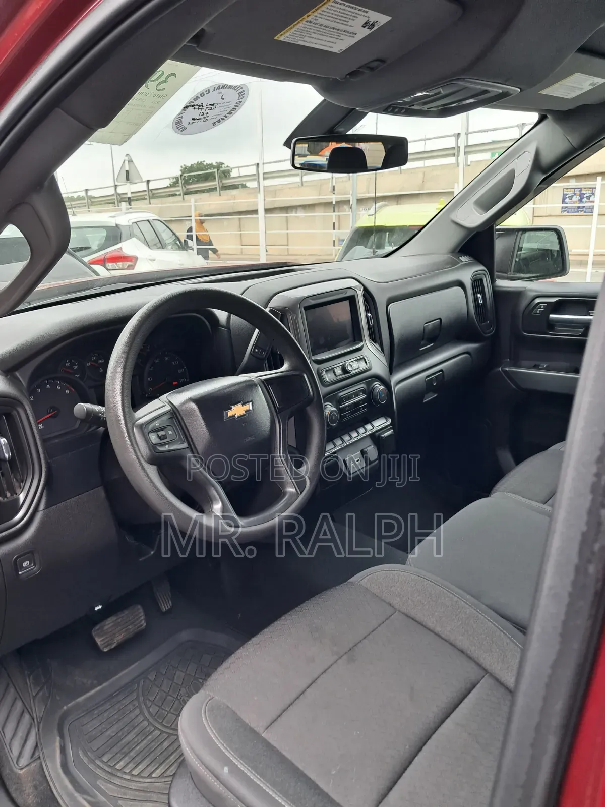 Chevrolet Silverado 2022 Red
