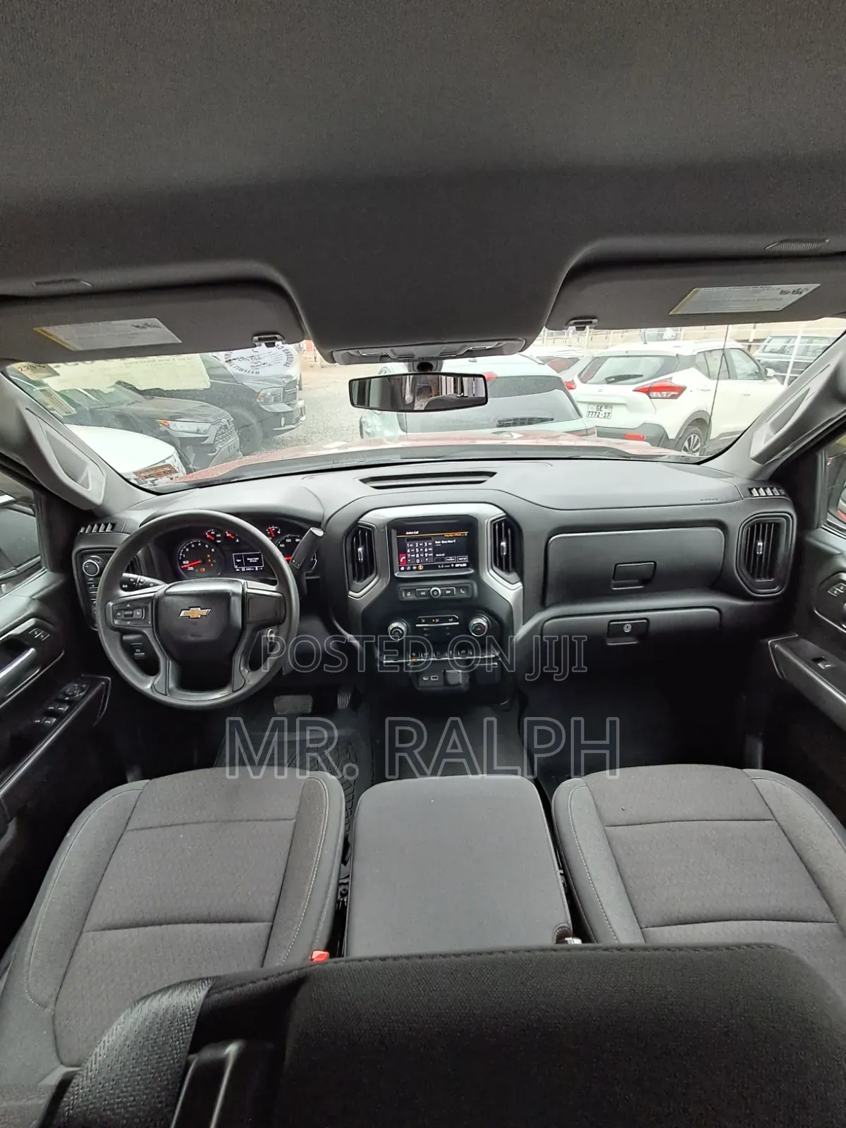 Chevrolet Silverado 2022 Red