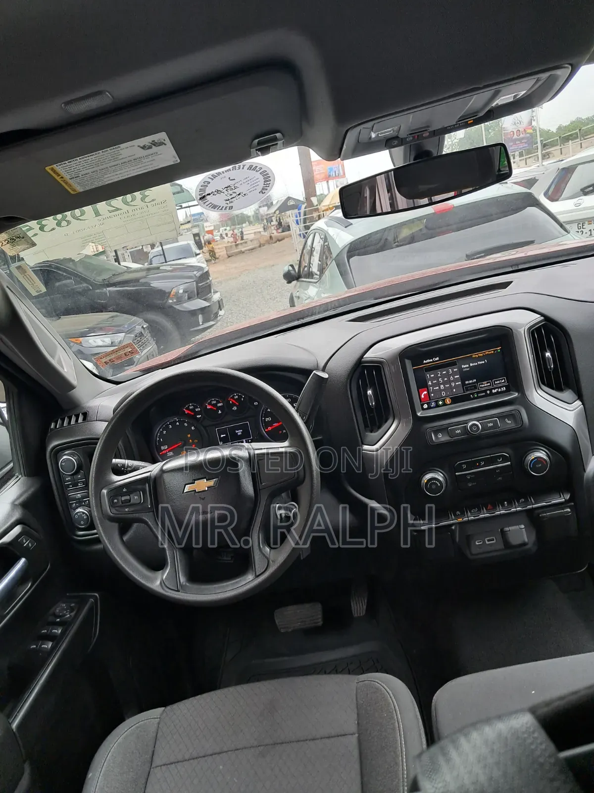 Chevrolet Silverado 2022 Red