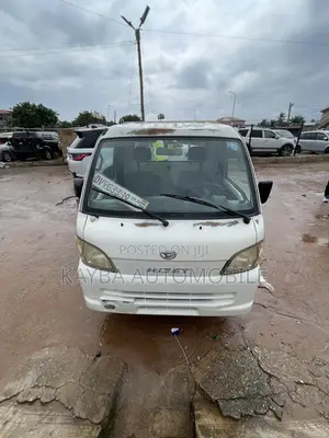 Daihatsu Atrai 2010 White
