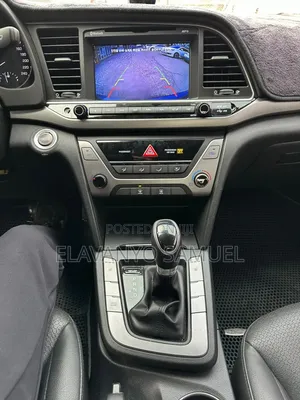 Hyundai Avante 2017 Gray
