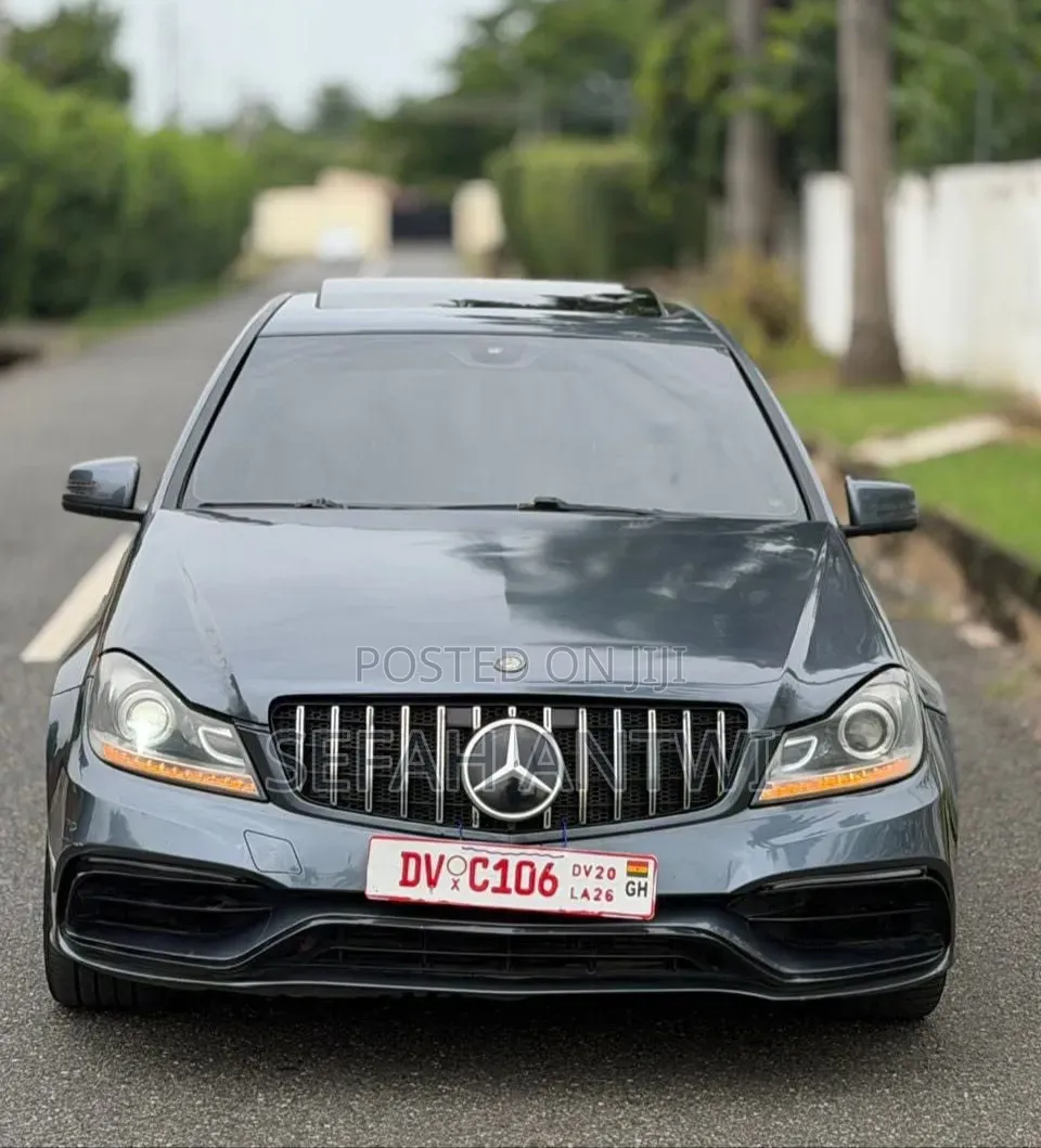 Mercedes-Benz C250 2013 Gray