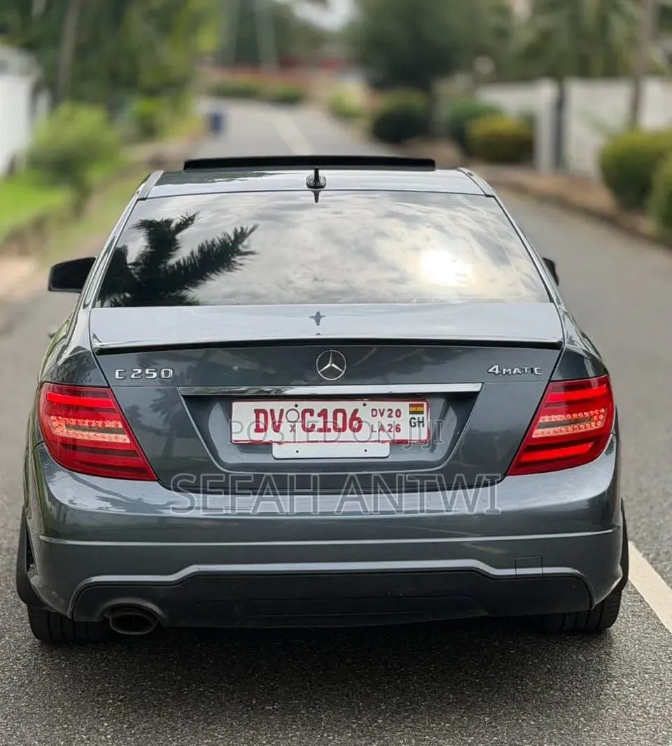 Mercedes-Benz C250 2013 Gray