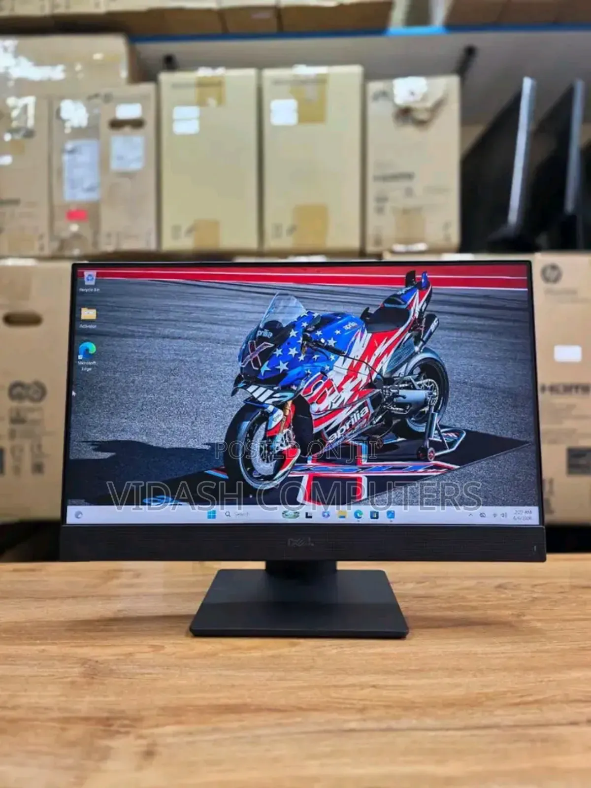 Desktop Computer Dell Inspiron 24 5000 16GB Intel Core i5 SSD 512GB