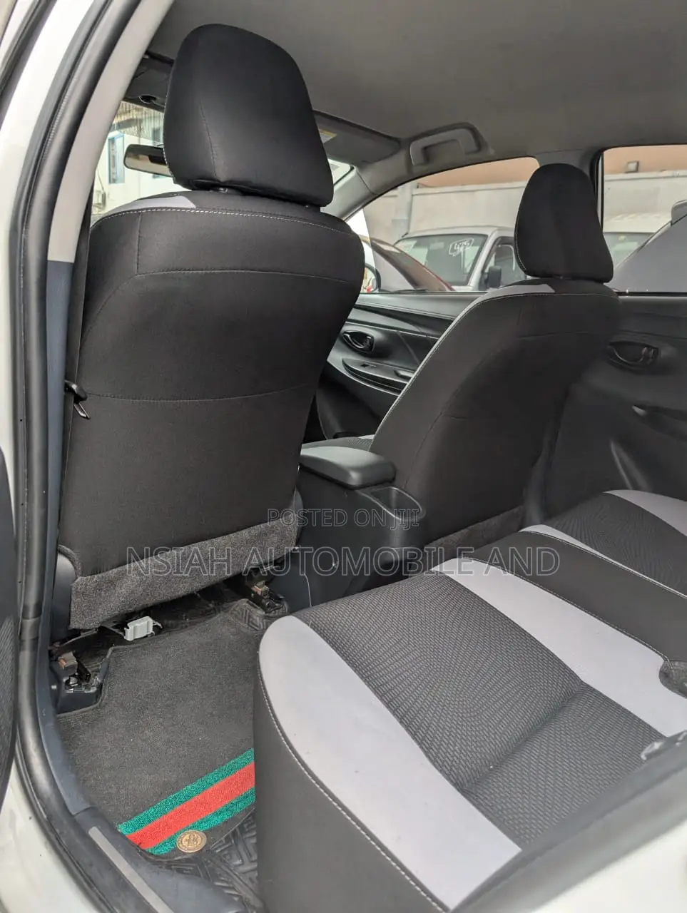 Toyota Yaris 2022 White
