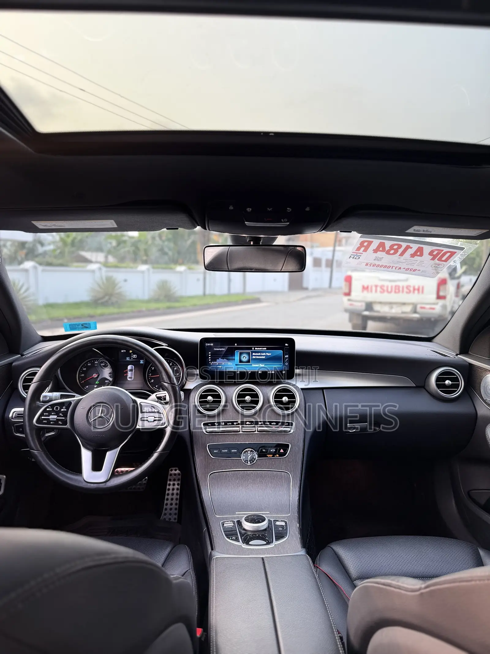 Mercedes-Benz C300 2020 Gold