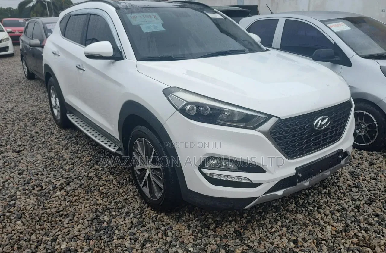Hyundai Tucson 2017 White
