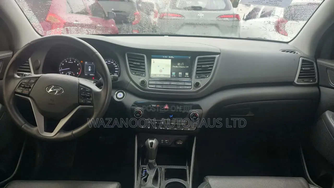 Hyundai Tucson 2017 White