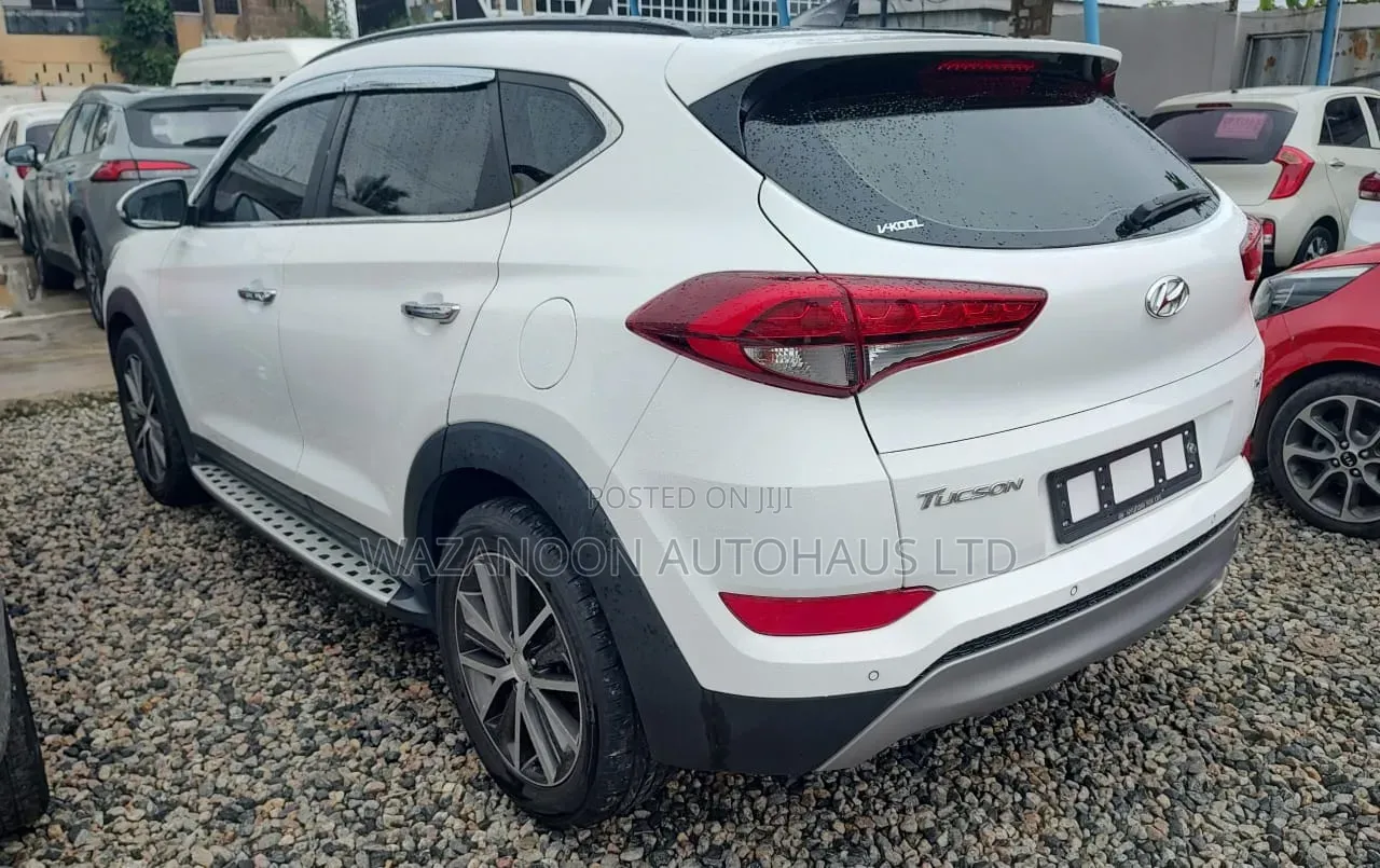 Hyundai Tucson 2017 White