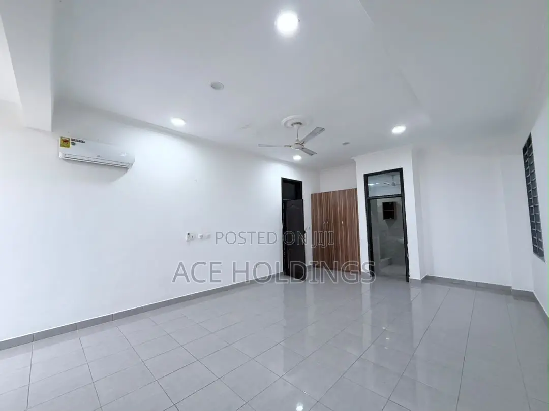 3bdrm Duplex in East Legon Hills for rent
