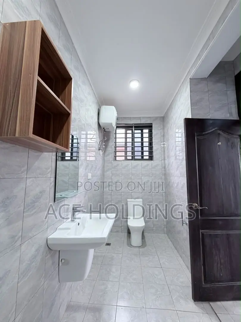 3bdrm Duplex in East Legon Hills for rent