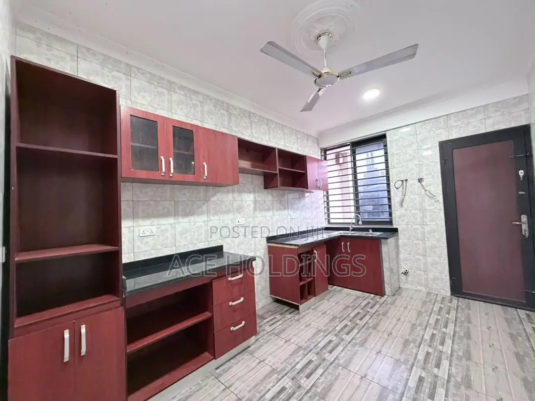 3bdrm Duplex in East Legon Hills for rent