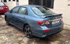 Toyota Corolla 2013 Beige