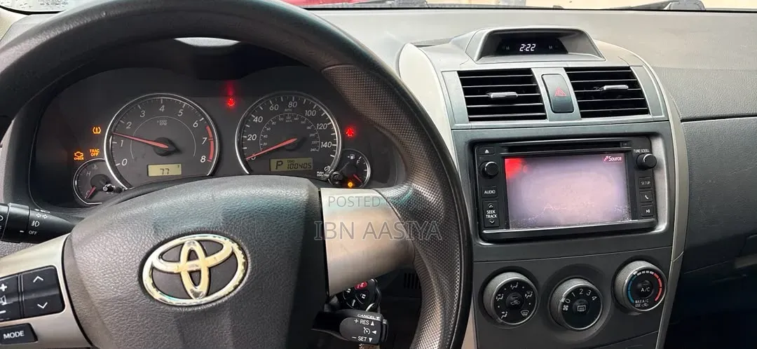 Toyota Corolla 2013 Beige