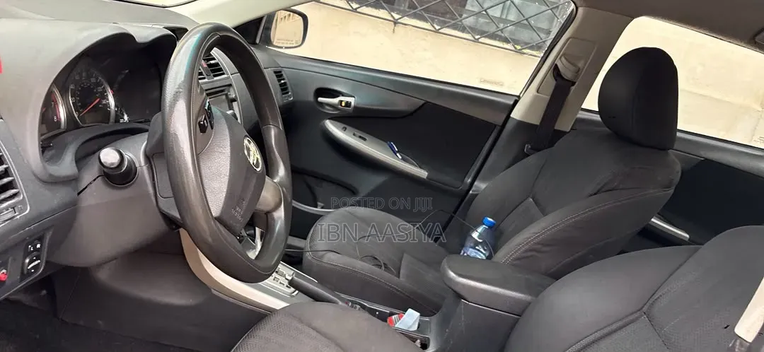 Toyota Corolla 2013 Beige