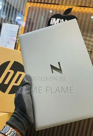 New Laptop HP ZBook Firefly 14 G7 32GB Intel Core i7 SSD 256GB