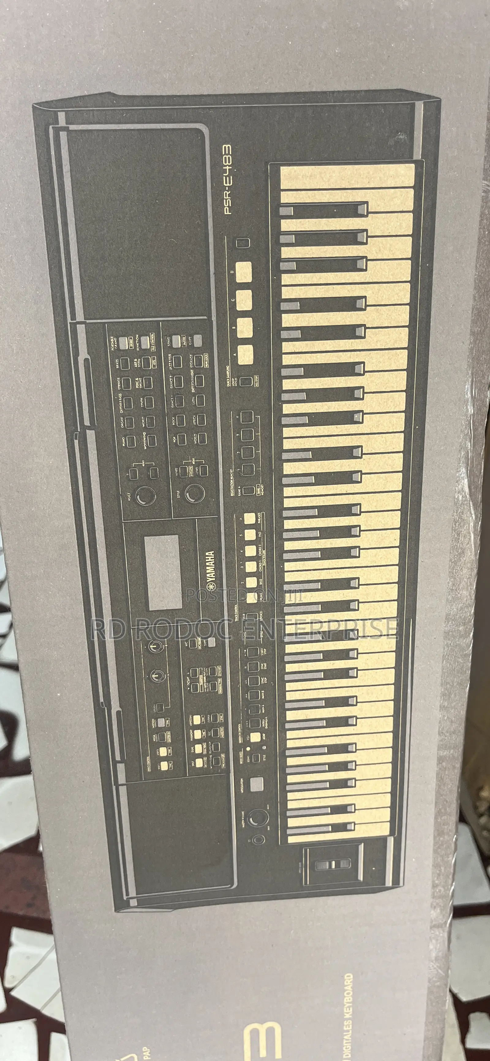 Keyboard PSR E483