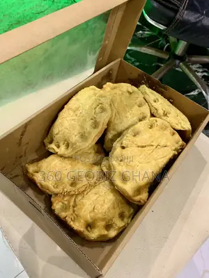 Freshly Baked Meat or Fish Pies (10pcs)—Neatly Packaged for Corporate