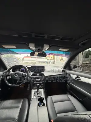 Mercedes-Benz C250 2014 White