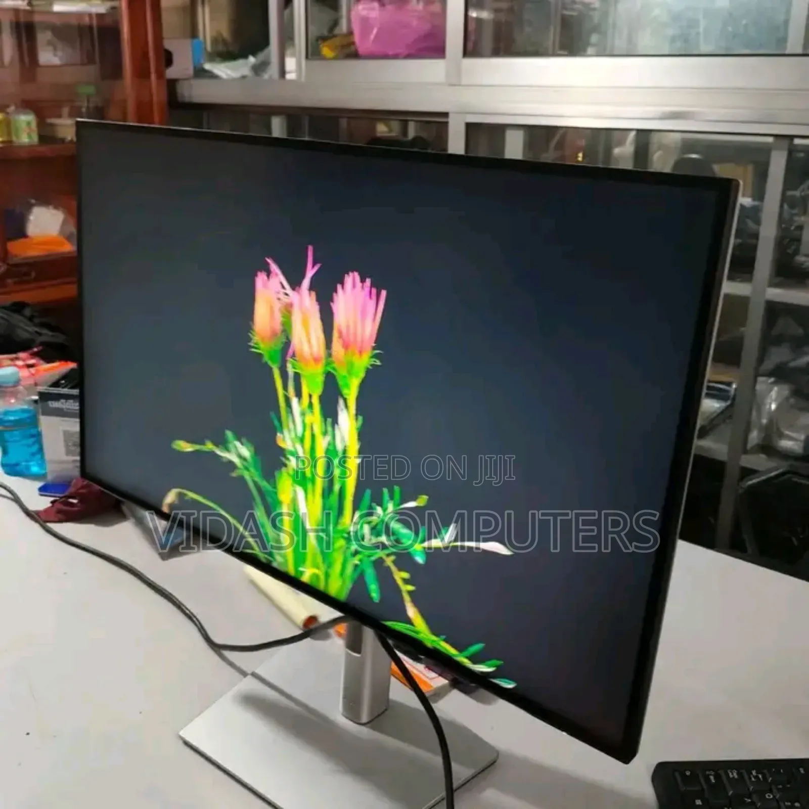 Dell Inspiron 27 All-in-One 16GB Intel Core i5 SSD 512GB