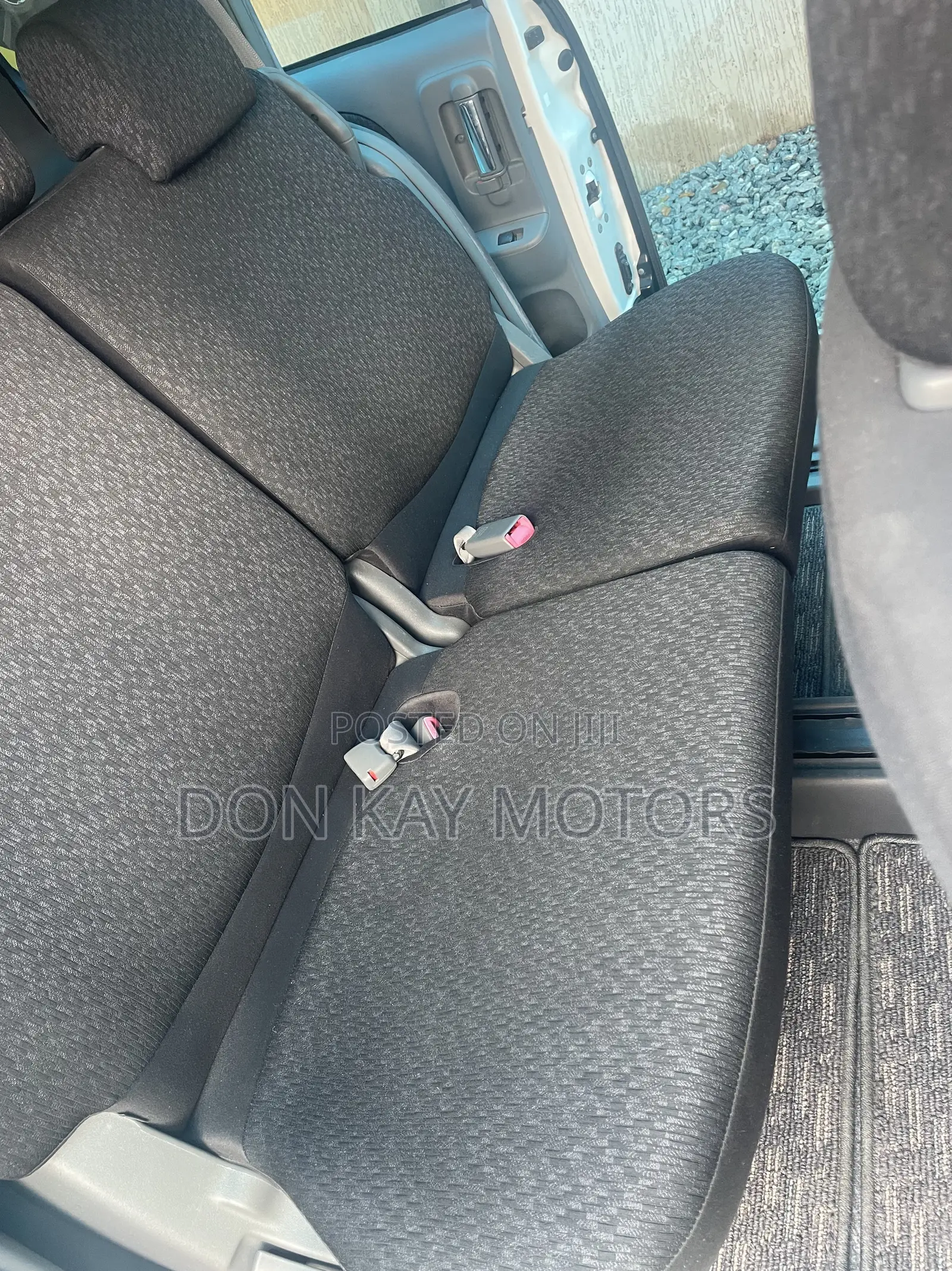 Toyota Sienta 1.5 AWD 2013 White