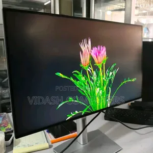 Dell Inspiron 27 All-in-One 16GB Intel Core i5 SSD 512GB