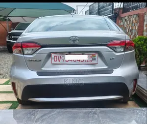 Toyota Corolla LE 2020 Silver