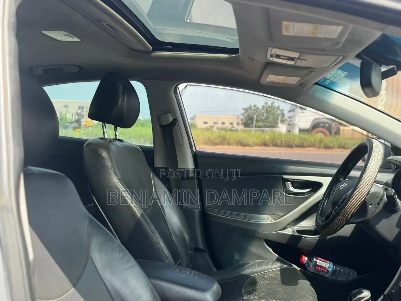 Hyundai Elantra Limited 4dr Sedan (1.8L 4cyl 6A) 2015 Silver