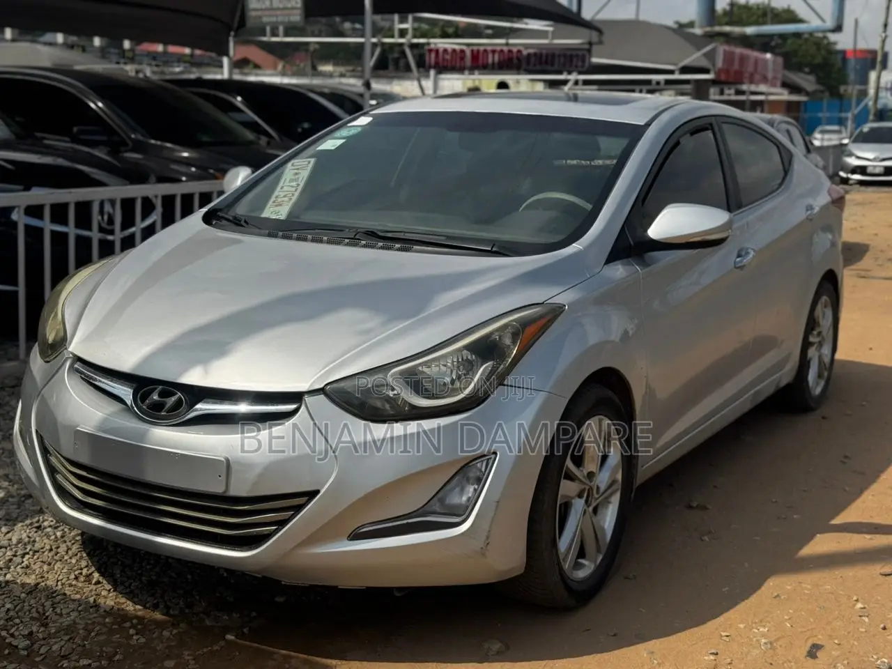 Hyundai Elantra Limited 4dr Sedan (1.8L 4cyl 6A) 2015 Silver
