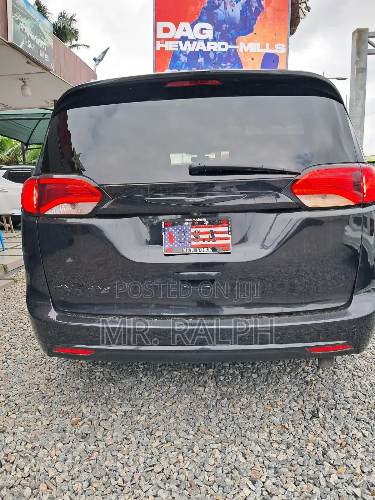 Chrysler Pacifica 2020 Black