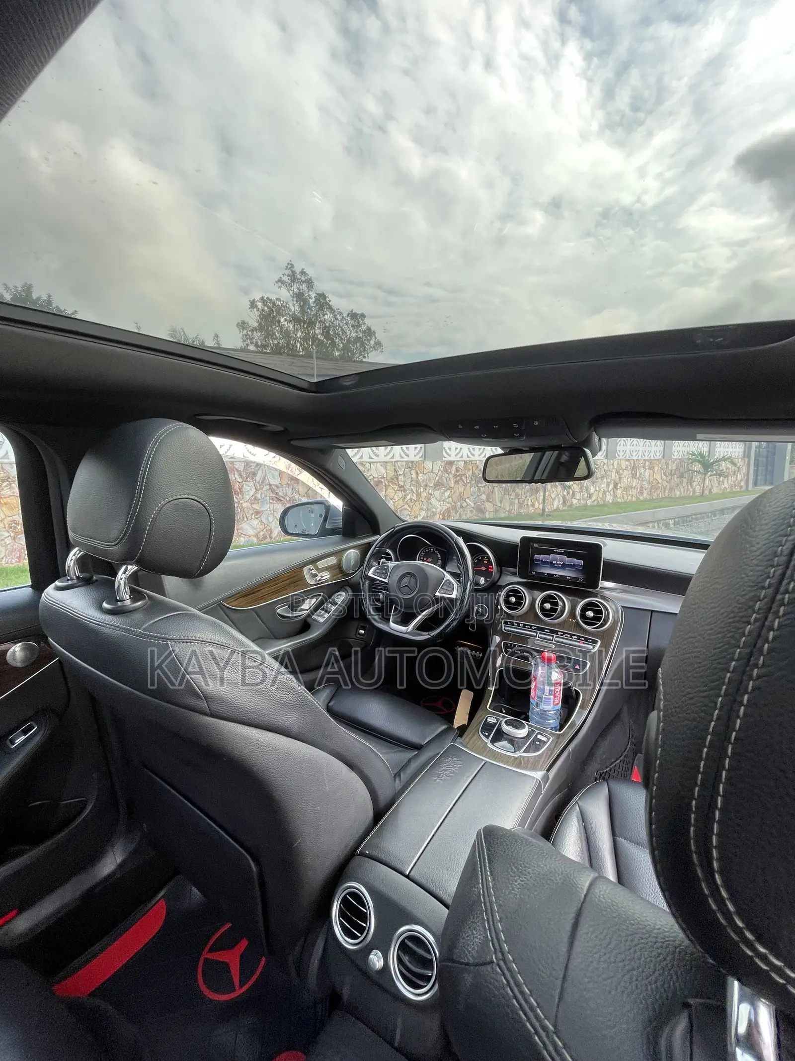 Mercedes-Benz C250 2017 Blue