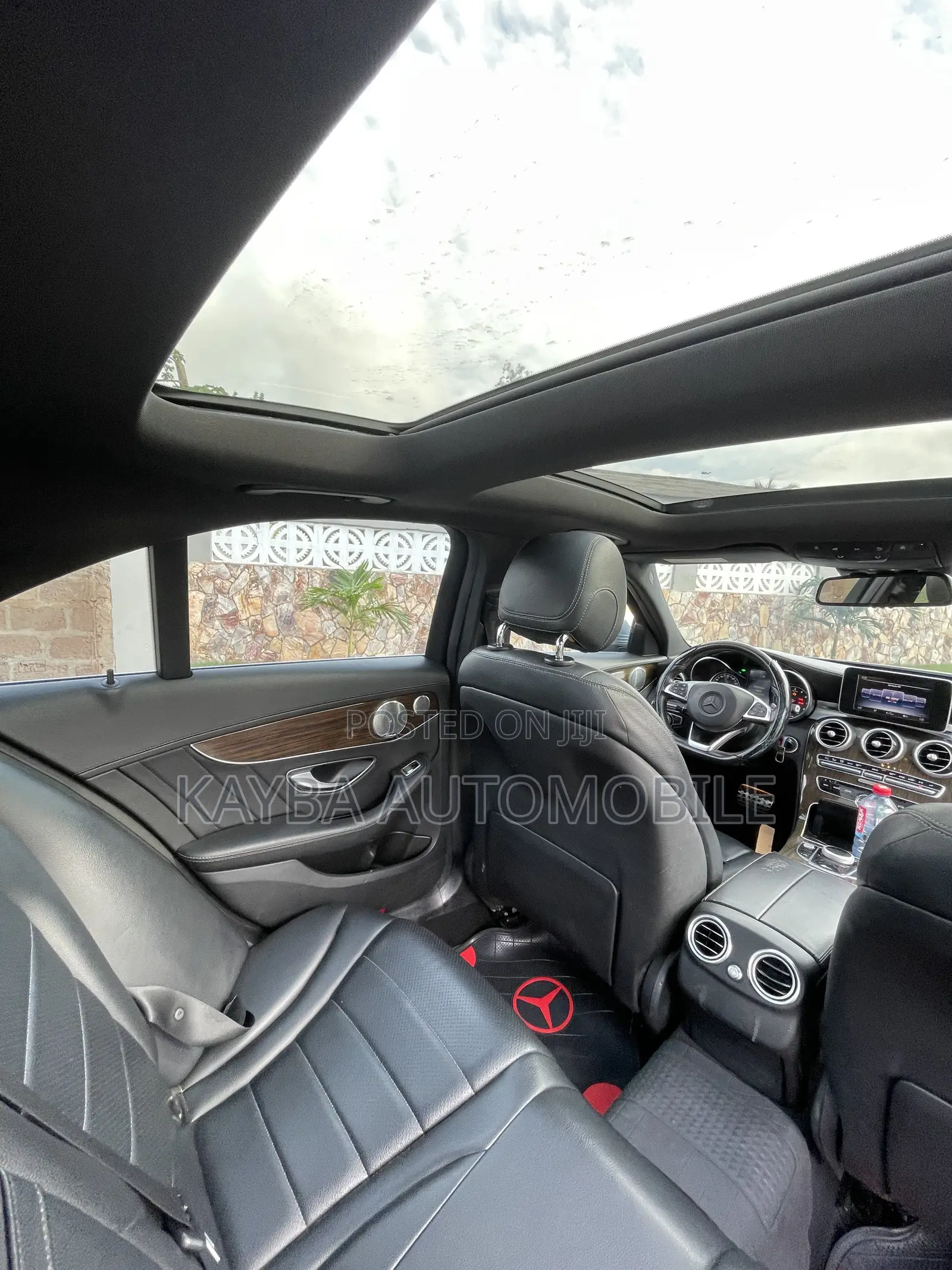 Mercedes-Benz C250 2017 Blue